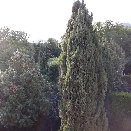 Attico Tra Le Ville
