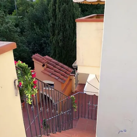 Attico Tra Le Ville Capannori